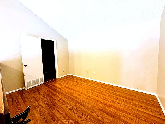 4th image of 14066 E Stanford Cir #H-9