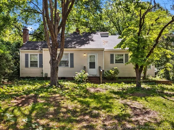 1912 Blake St, Fayetteville, NC 28301