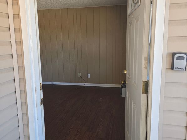 9207 E 54th Ter #9207