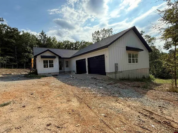 201 Cardinal Ter, Bull Shoals, AR 72619