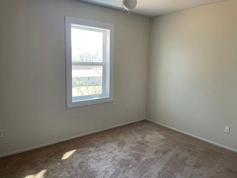 3501 Woodview Dr — Photo 18