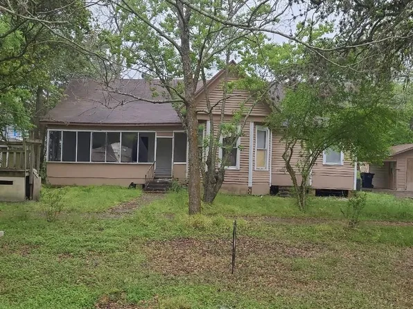 2816 Avenue G, Bay City, TX 77414