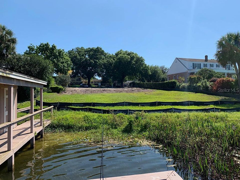 2nd image of 721 Virginia Dr