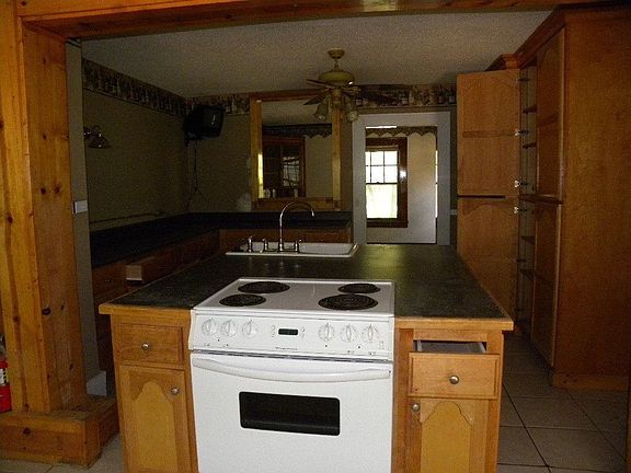 2957 Homewood Dr, Memphis, TN 38128