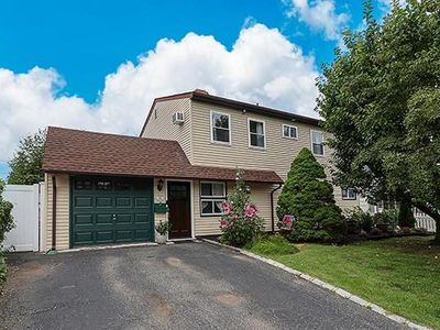 56 Horn Lane, Levittown, NY, 11756
