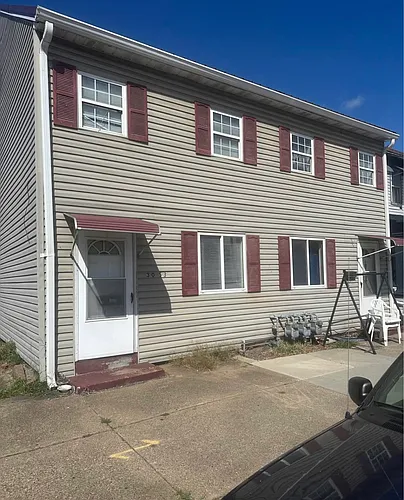 3053 Guernsey St Photo 1
