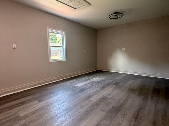 5th image of 1517 N 44th St