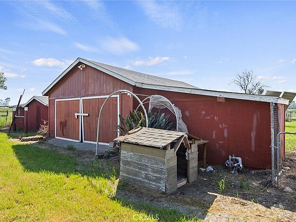 4th image of 24431 Hoag Rd