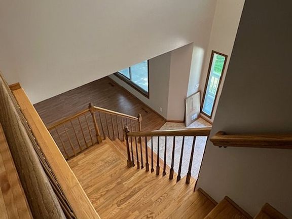 5th image of 15553 Borman St