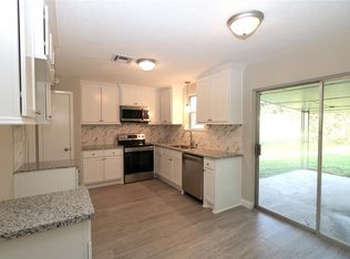 718 Hollycrest Dr, Channelview, TX 77530