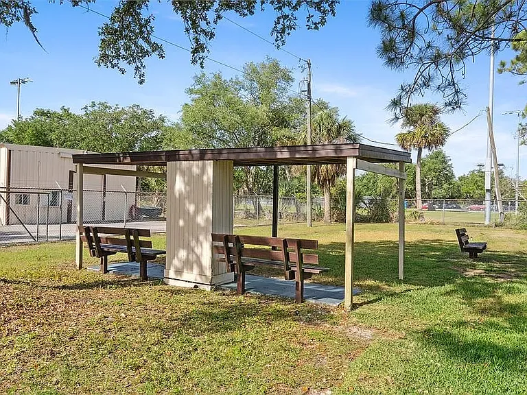 19505 Quesada Ave — Photo 37