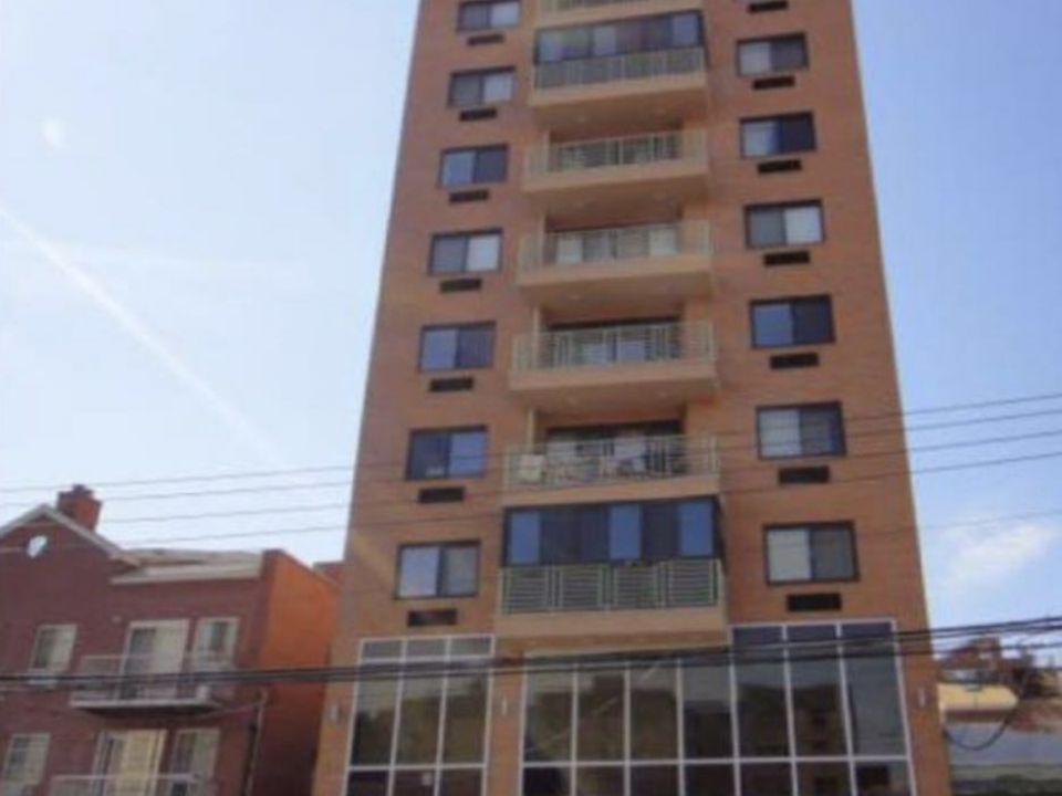 1st image of 3138 137th St APT 10A