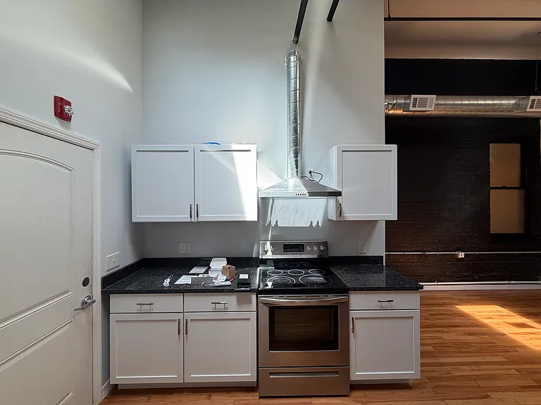 118 Bleecker St #4 — Photo 5