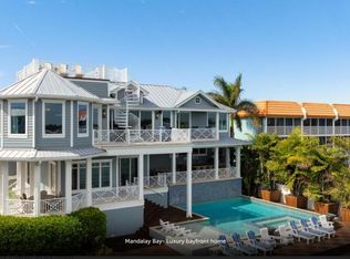 110 10th St S, Bradenton Beach, FL 34217