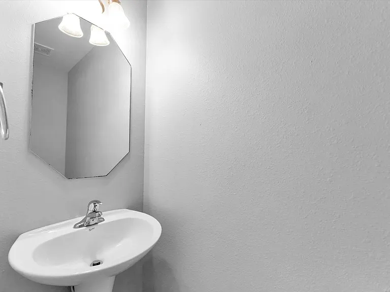 16007 Sandy Path Ln — Photo 11