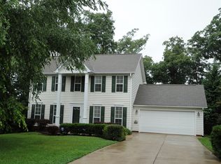 10425 Rosemallow Rd, Charlotte, NC 28213