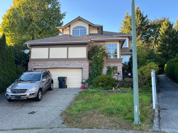 1402 Glenview Ct, Coquitlam, BC V3E 2P5