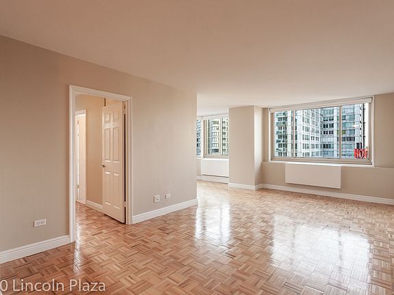5th image of 30 W 63rd St APT 20L