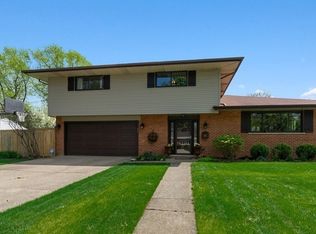 251 Westmere Rd, Des Plaines, IL 60016