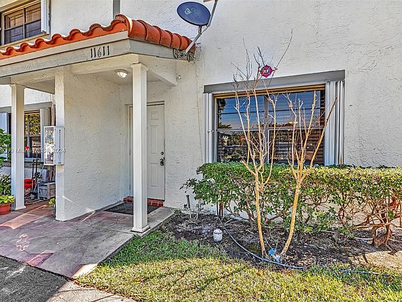 2nd image of 11611 NW 35th Ct #3-A
