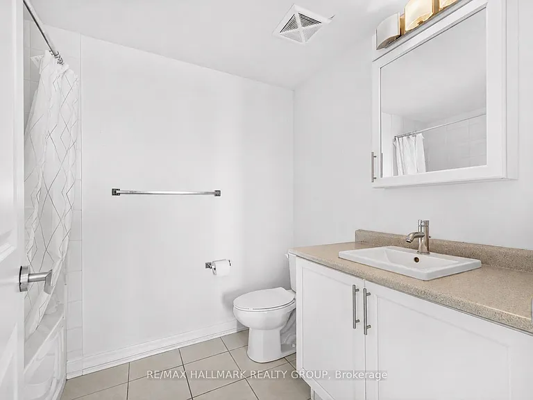 195 Besserer St #2602 — Photo 17