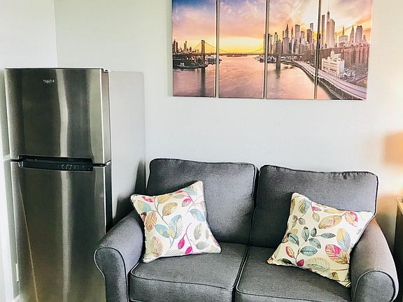 5th image of 1700 Clinch Ave APT 313