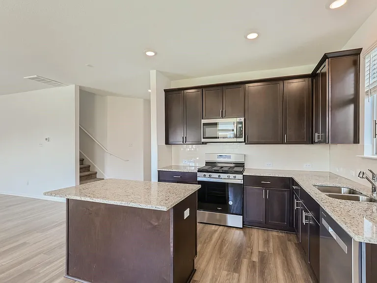 1608 Holly Lake Dr — Photo 8
