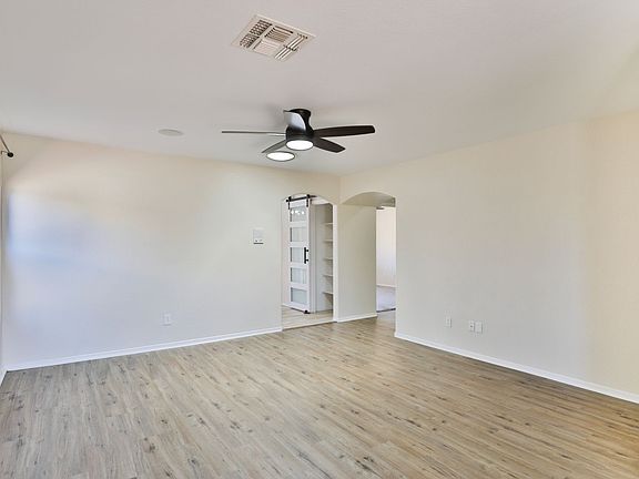 5th image of 11118 W Monterosa St