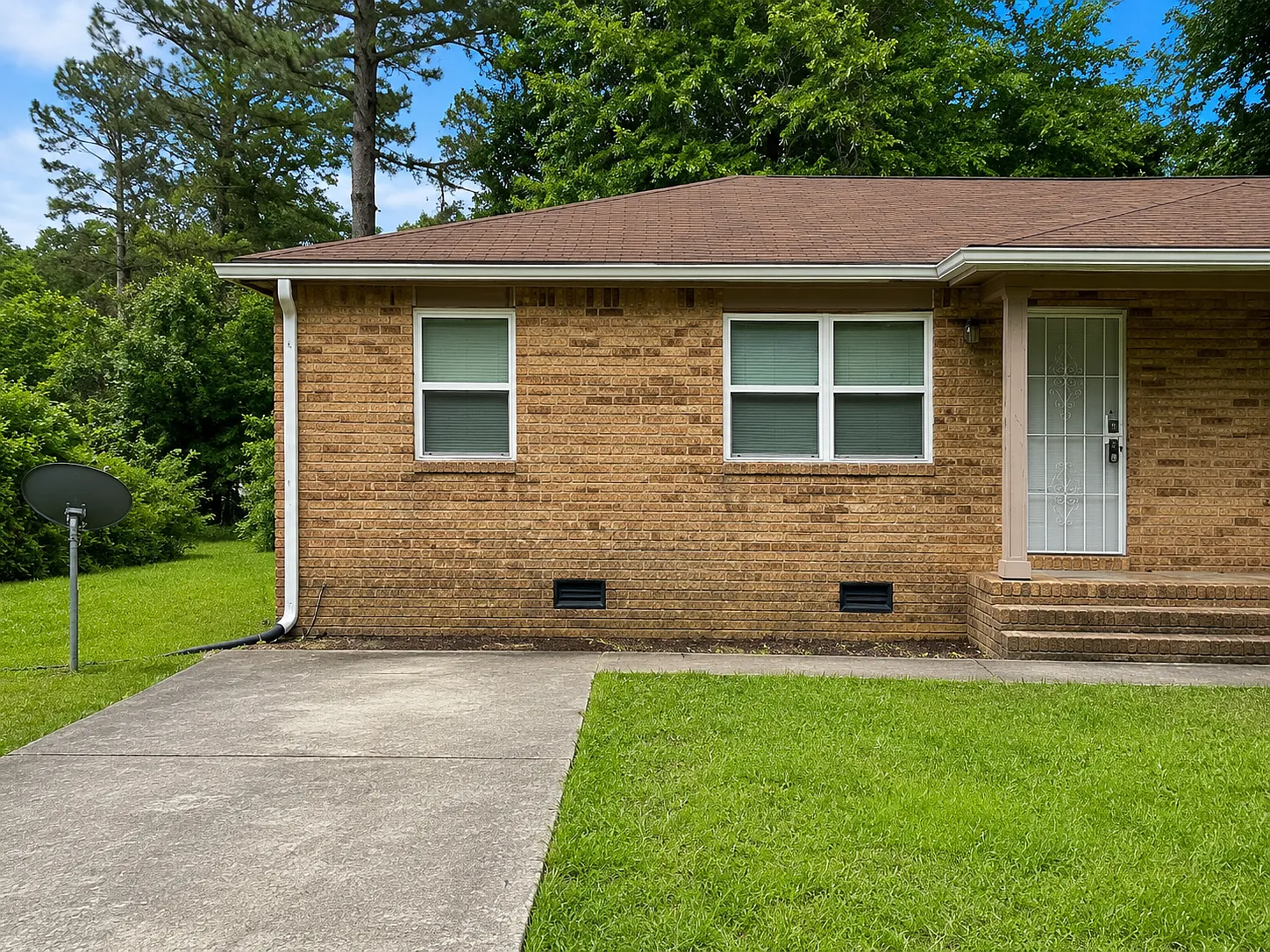 5610 Spring Garden Lane — Photo 2