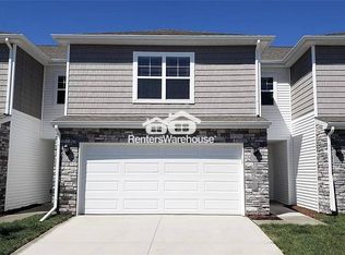 2124 Bugge Dr, Adel, IA 50003