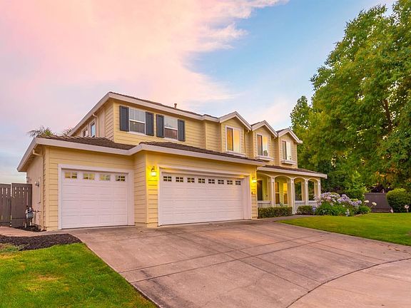 2nd image of 18 Aretz Ct