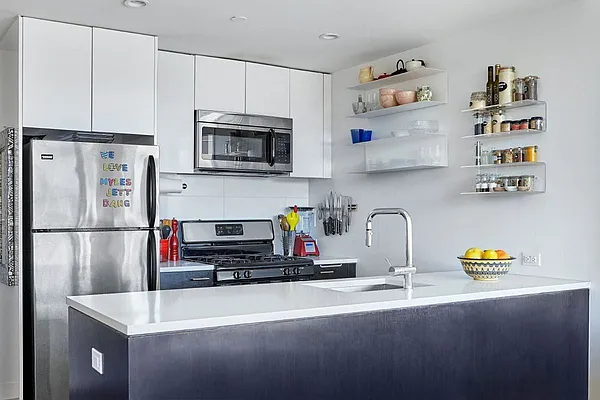 Rented by AZ REALTY NYC LLC | media 23