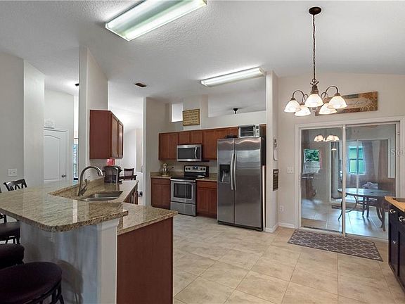 5th image of 10530 Cedar Forest Cir