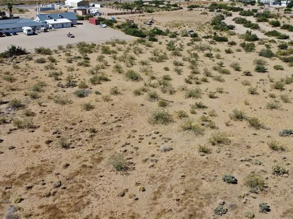 5 1/2 Magma Rd, Golden Valley, AZ 86413