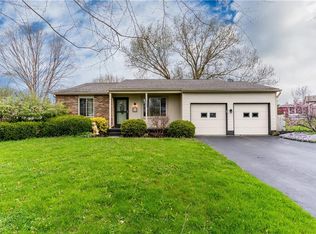 8027 Raglan Dr NE, Warren, OH 44484