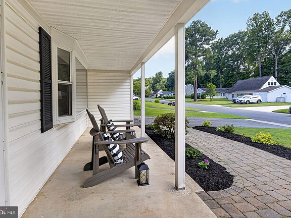 5th image of 3809 Irongate Ln