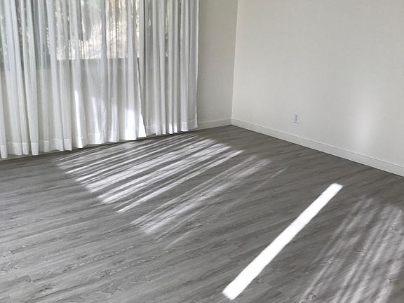 Top floor living room