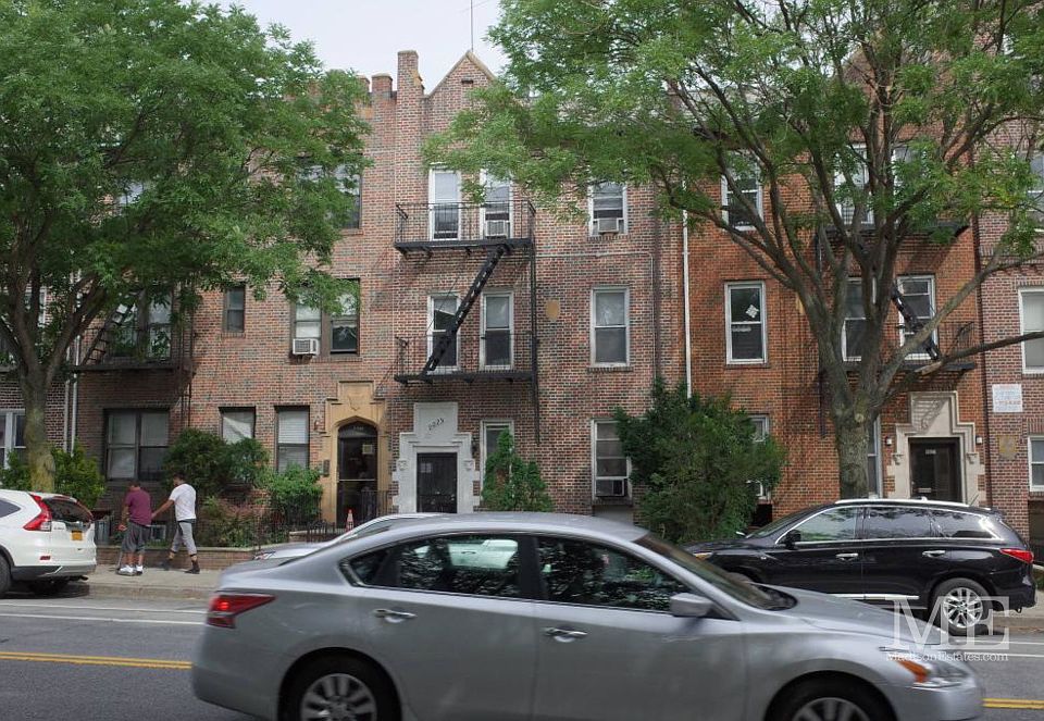 1st image of 9025 Fort Hamilton Pkwy