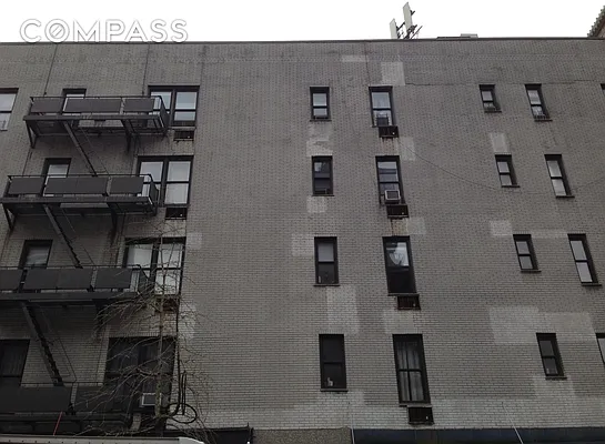 Rented by Compass | media 18