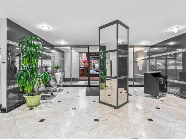 67-30 Clyde Street image 11 of 11