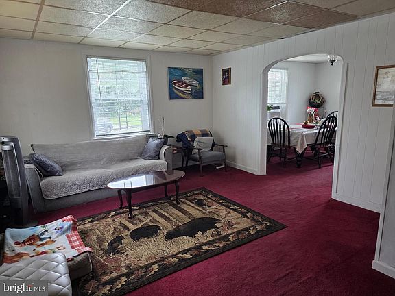 5th image of 1144 Concord Ave