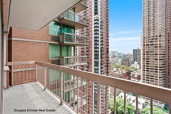 Rented by Douglas Elliman | media 2