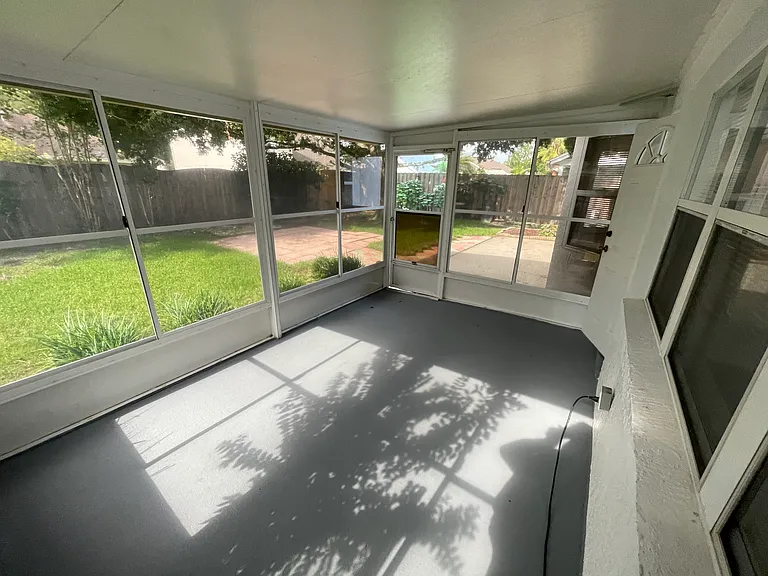 1307 Carpenter Branch Ct — Photo 25