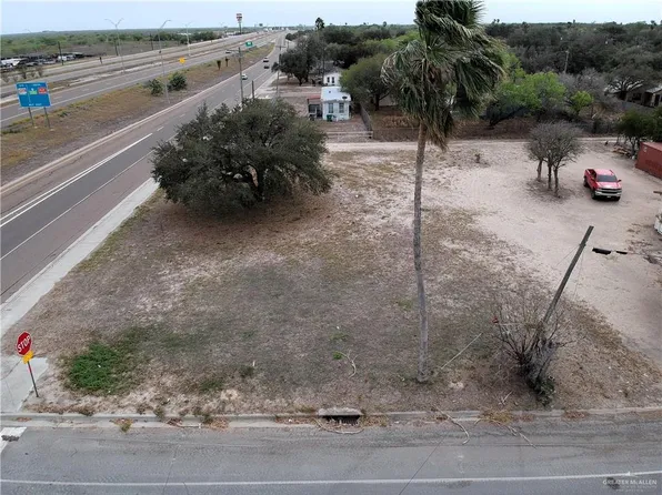 318 E Noble St, Falfurrias, TX 78355