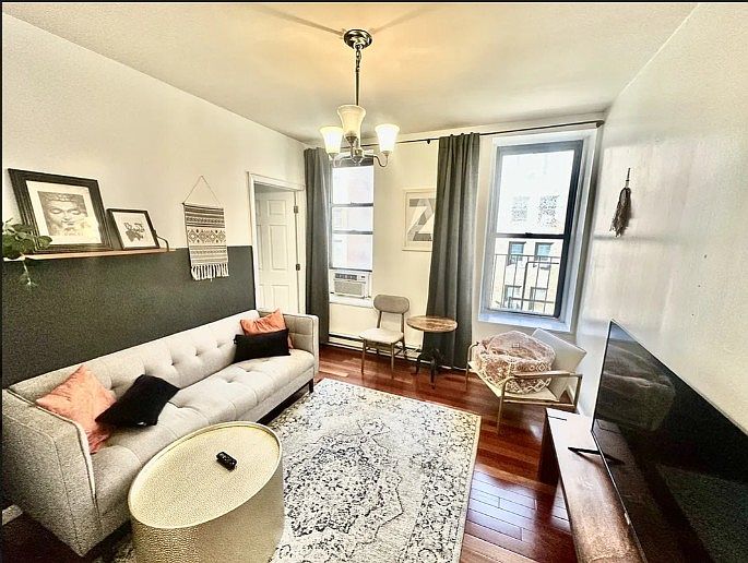 1st image of 963 1st Ave #4A