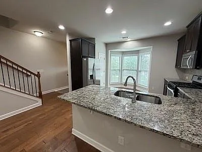 4292 Tacoma Trce — Photo 4