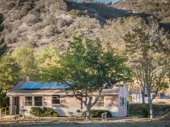 2110 Stunt Rd, Calabasas, CA 91302