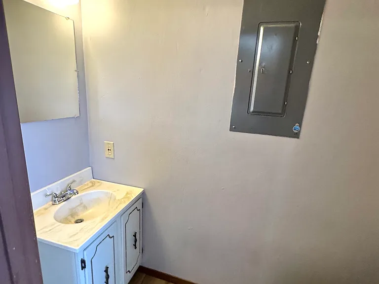 24 Locust St Apt 3 - Ground Floor Half Bath