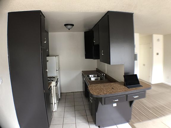 3rd image of 4070 32nd St APT 9