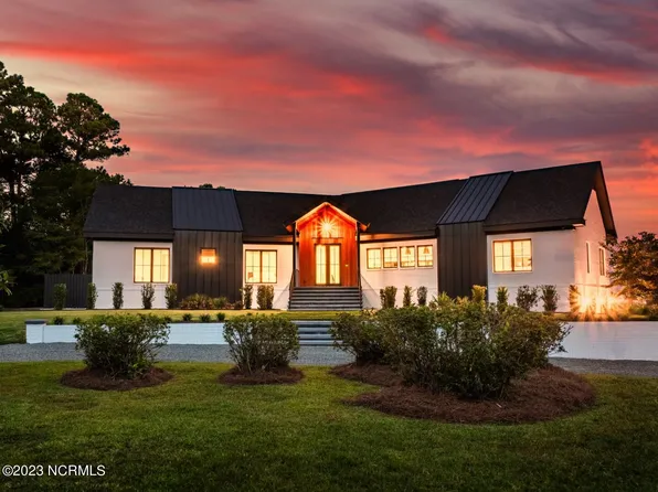 6225 Old Military Road, Wilmington, NC 28409